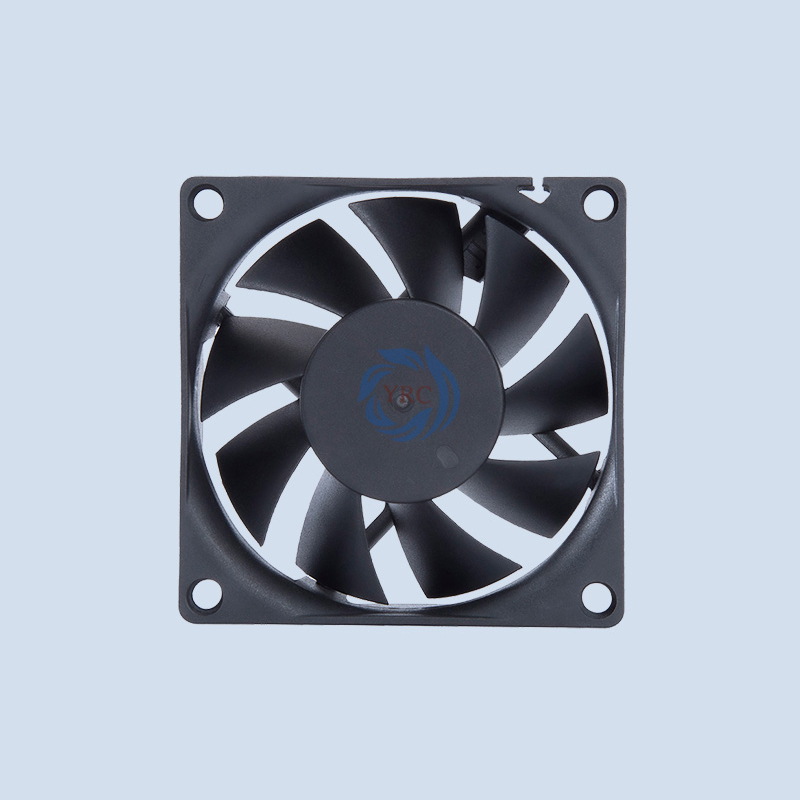 7020 axial fan